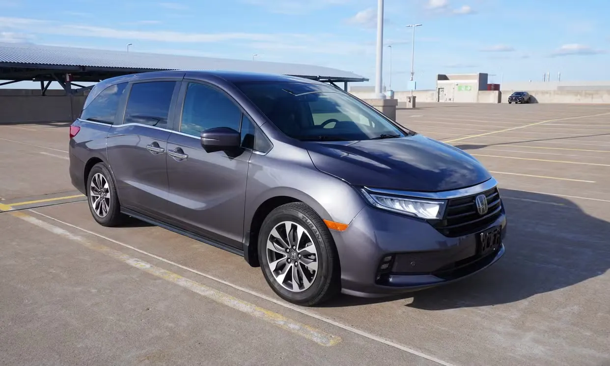 2022 Honda Odyssey EX-L Navi Auto — photo 1