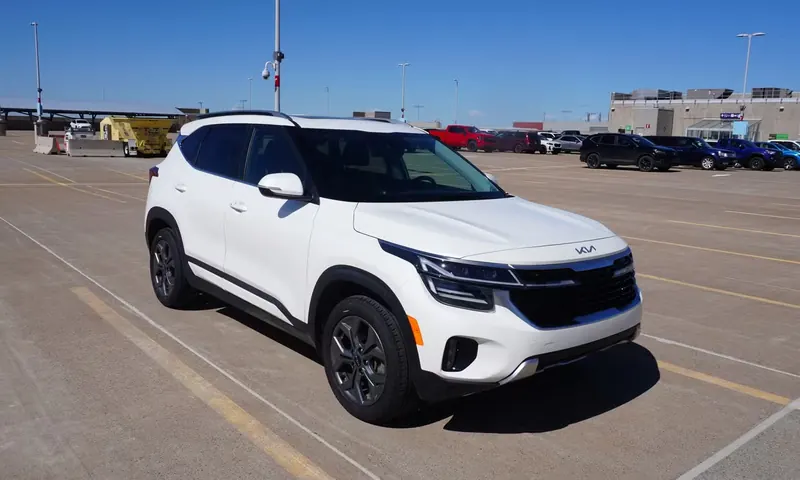 2025 Kia Seltos EX