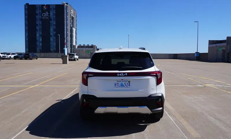 2025 Kia Seltos EX — photo 5 of 12